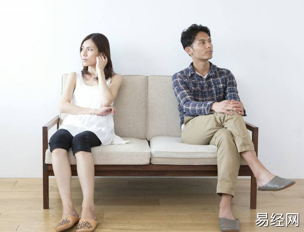 离婚的手相图男_一定会离婚的手相_离婚手相图解