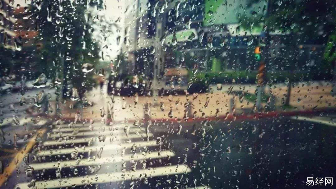 正月出门下雨是什么意思 新年富贵雨寓意财源茂盛