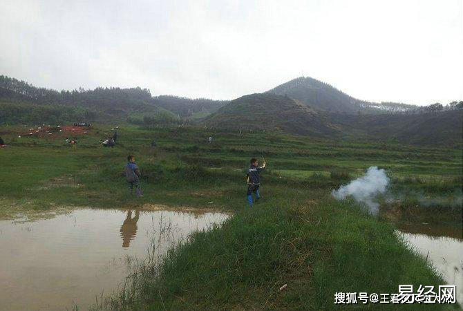 民间传统的阴宅风水知识与口诀大全十字路，必有刀伤枪决