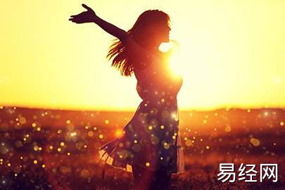 大海水命的女人适合佩戴什么