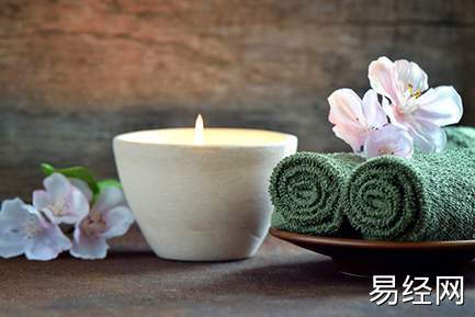 客厅这样摆放很容易形成丢钱的风水