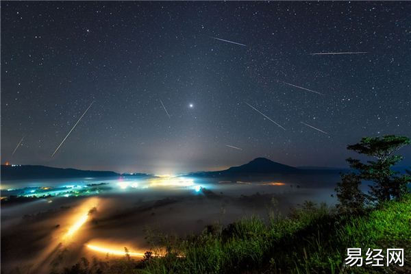 属狗人看到流星许的愿望