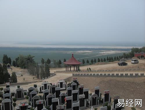 如何选择好的公墓风水 公墓墓地风水怎样选择