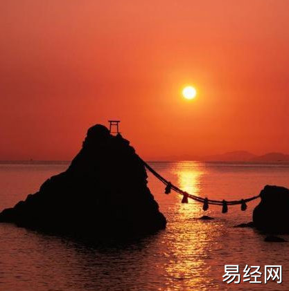 风水宝地犀牛饮水形会出什么人赠予福主一诗六恩一地稳藏形犀牛