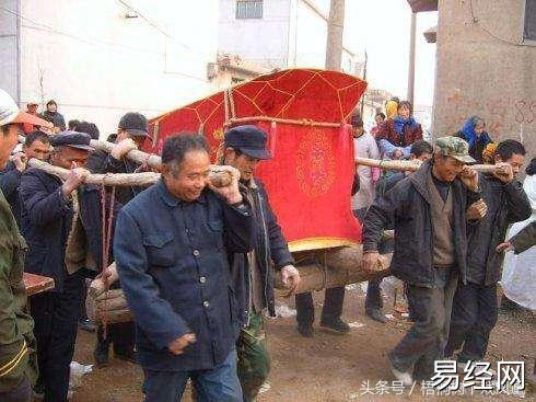 倪方六民间坟地卜择风俗本文六