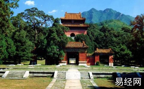 古人选择墓地考虑的因素有哪些？风水大师来支招