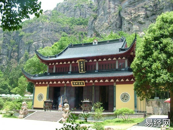 楼盘风水不好，在不远处修建寺庙就会改善风水了吗？