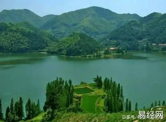 祖坟风水堂:为什么对子孙后代有影响