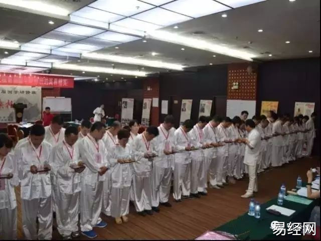 为什么小小穴山竟能发如此巨财？