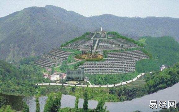 助你布局龙脉龙穴，先人入土顺安，报恩墓地风水福荫子孙